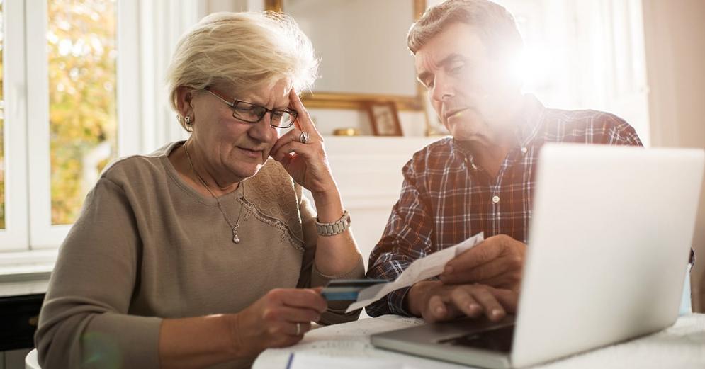 Credit Card Debt and Older Australians The Warning Signs - Featured Image